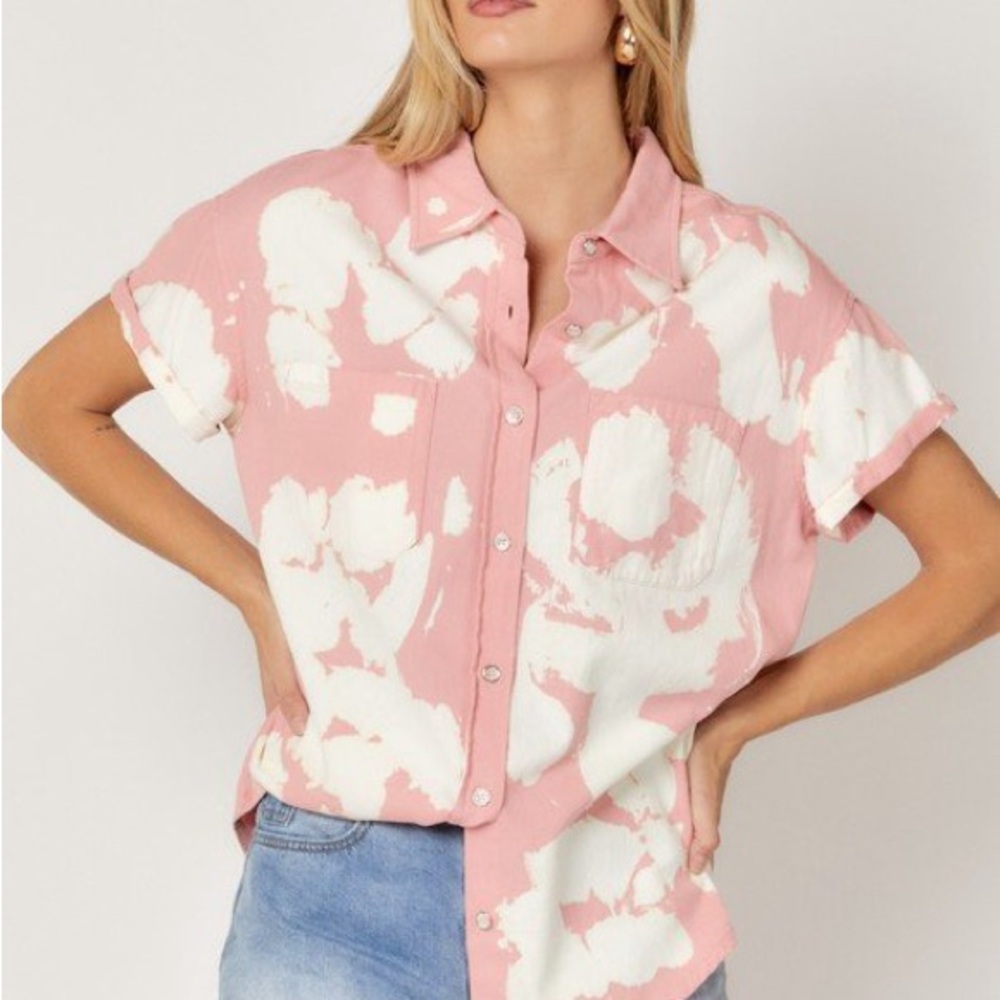 DAVI & DANI Pink and White Button Down Shirt